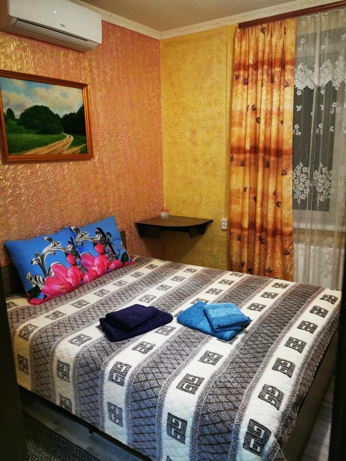 Міні Квартал Hotel Yahotyn ภายนอก รูปภาพ